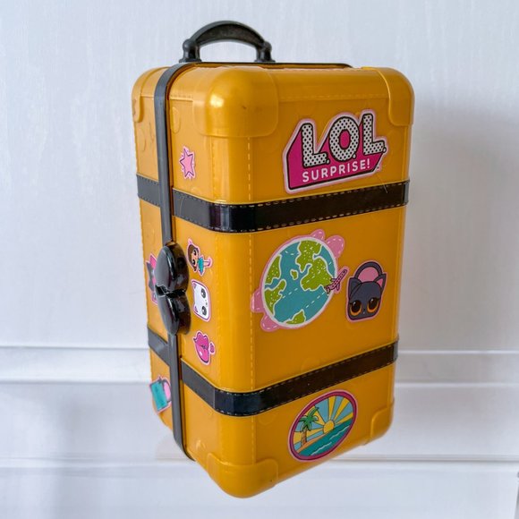 LOL Surprise Dolls Mixed Lot Capsules Pets Accessories Clothes Bottles MGA 2016 - Picture 14 of 14